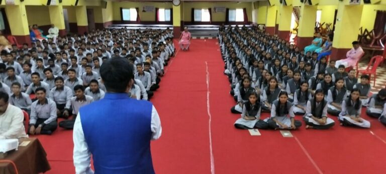 Vikas Kumar Sir is in Saraswati Vidya Mandir Puraniganj Munger for school integrated counselling Program