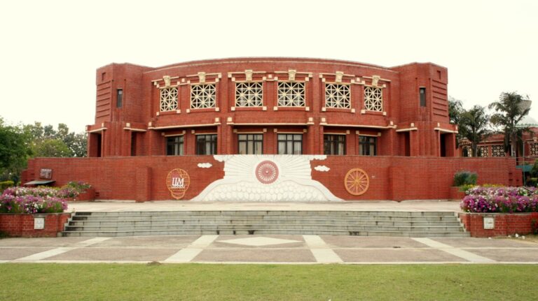 Psychographic Society - IIM Lucknow Placements 2024: 634 offers; highest international package at Rs 1.23 crore IIM Lucknow Placements 2024: 634 offers; highest international package at Rs 1.23 crore
