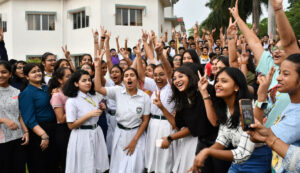 Psychographic Society - DPS Ranchi Student Divyansh Agarwal with scores 99.4% in CBSE Class 10 Exams become Jharkhand Topper