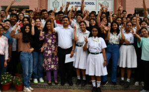 Psychographic Society - DPS Ranchi Student Divyansh Agarwal with scores 99.4% in CBSE Class 10 Exams become Jharkhand Topper