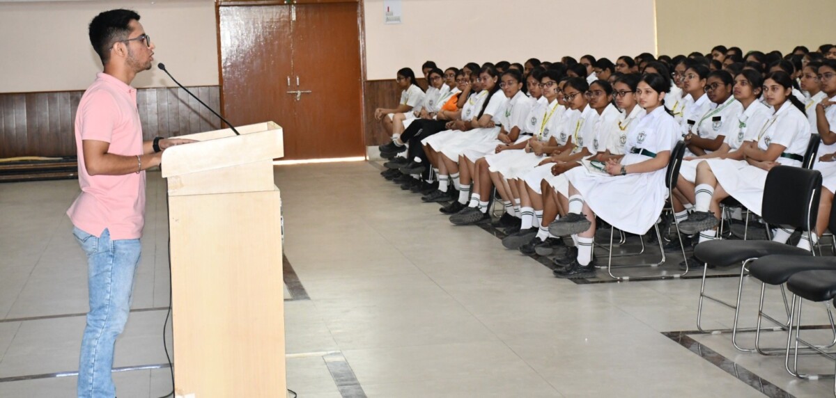 Psychographic Society - counseling session organized by DPS Ranchi, alumni Aviral Singh from the batch of 2022